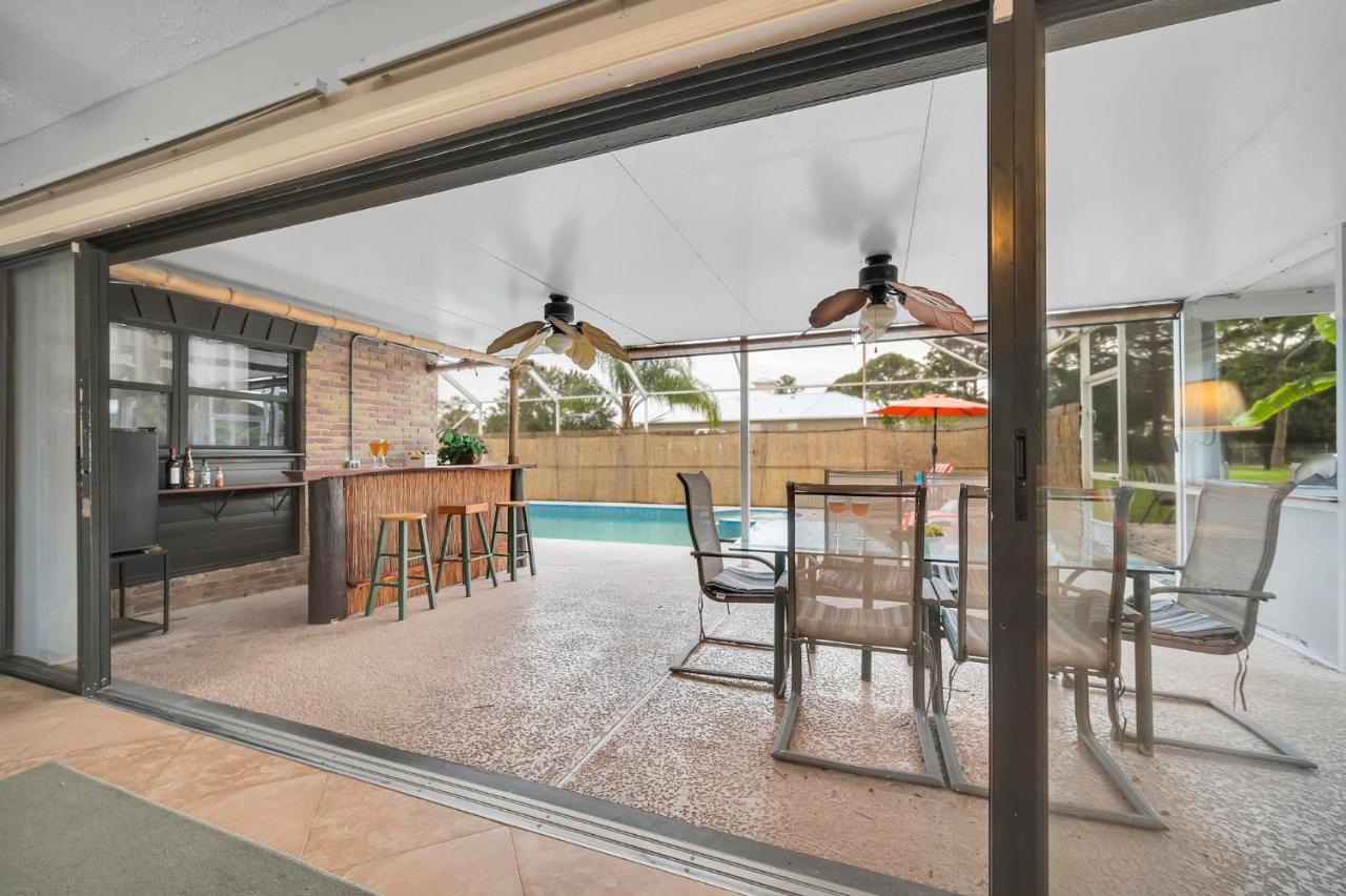 Private Oasis Home With Amazing Heated Pool, Tiki Bar & More! 포르 피어스 외부 사진